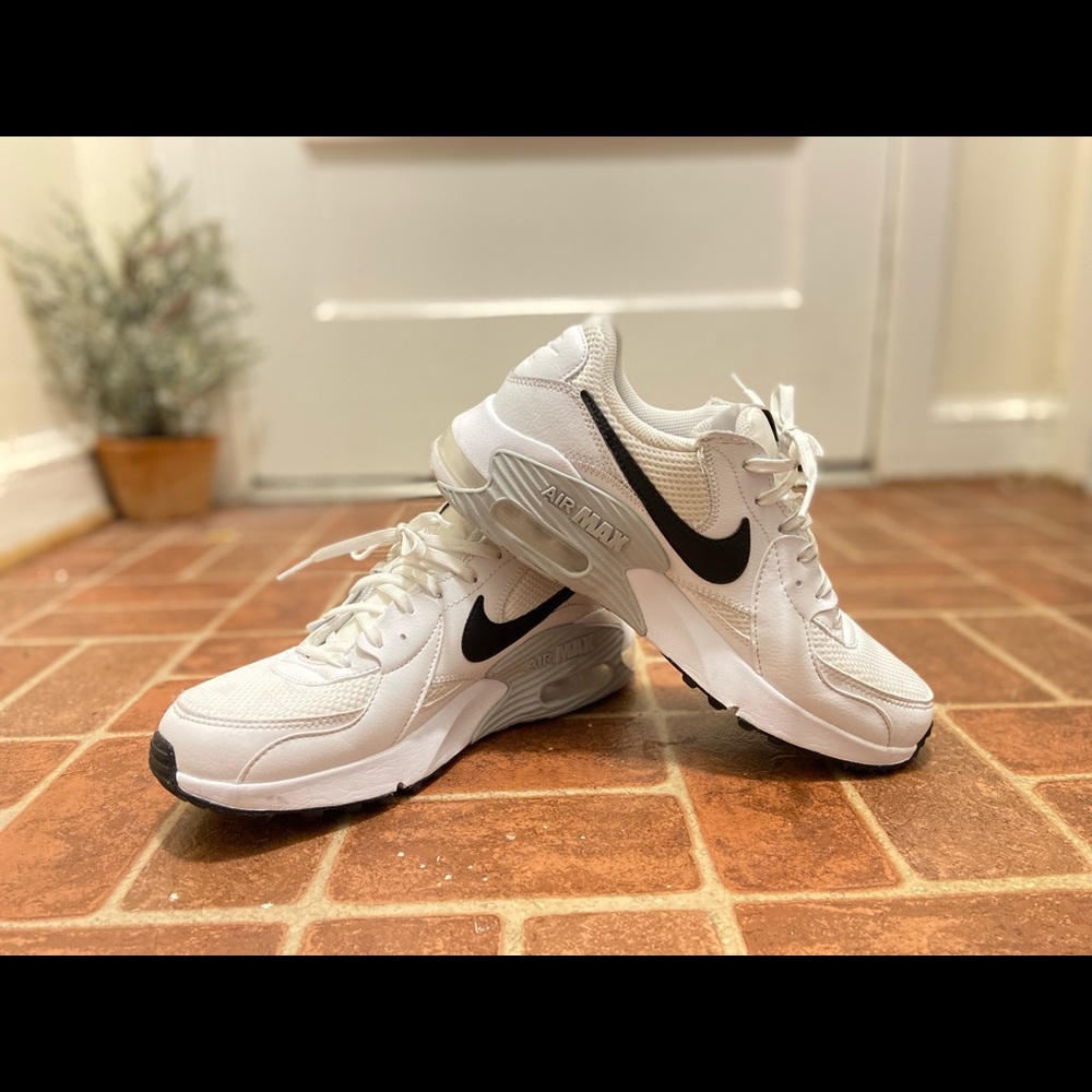 ** SOLD ** 
Nike Air Max Women’s 8.5